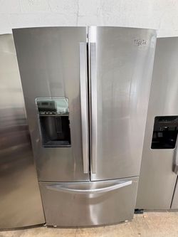 Refrigerador de 3 puertas