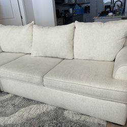 Sectional couch