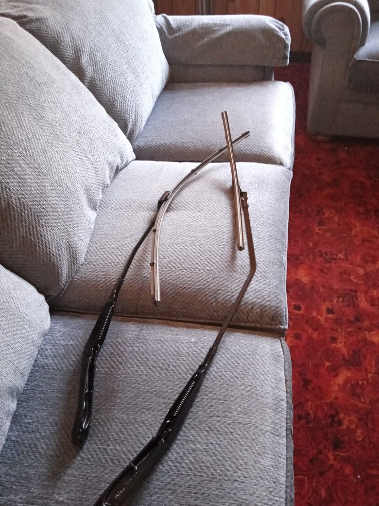 Ford Transit Wiper Arms & Blades