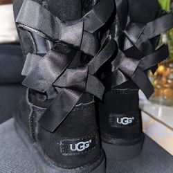 Brand New UGG Bailey Bow II Black Women Sz7