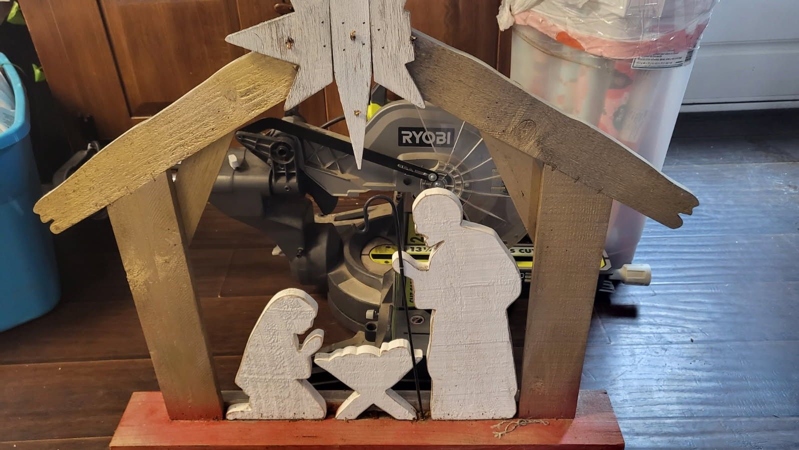 Wood Nativity Scene Outdoor Decoration