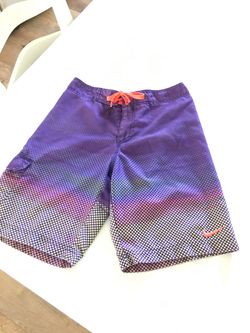 BOYS NIKE SWIM TRUNKS SIZE 10