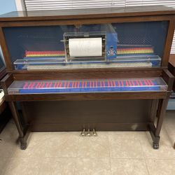Shakeys Pizza Player Piano With Black light/ Inverted Keys 