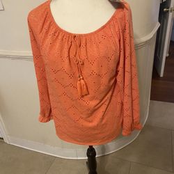NWT Woman’s Rafaella Eyelet Top Size Medium 