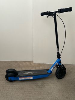 ‘Razor black label e100’ electric scooter w/ charger