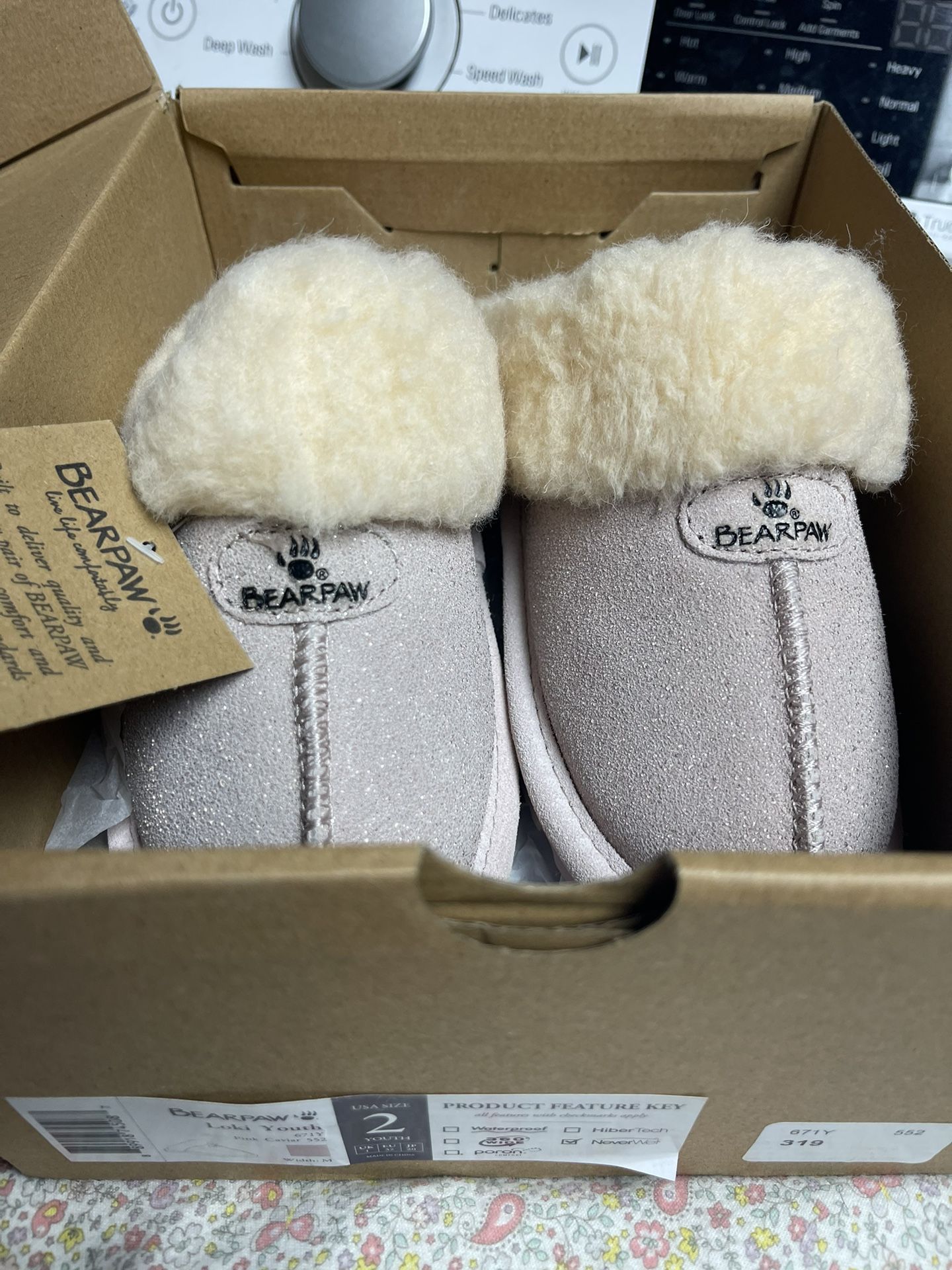 Girls Slippers Pink