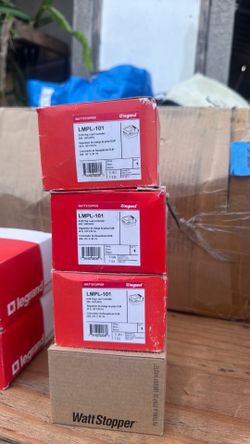 Wattstopper Legrand LMPL-101 Digital Plug Load Controller