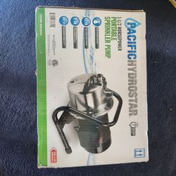 1 1/2 Horsepower Sprinkler Pump New 85