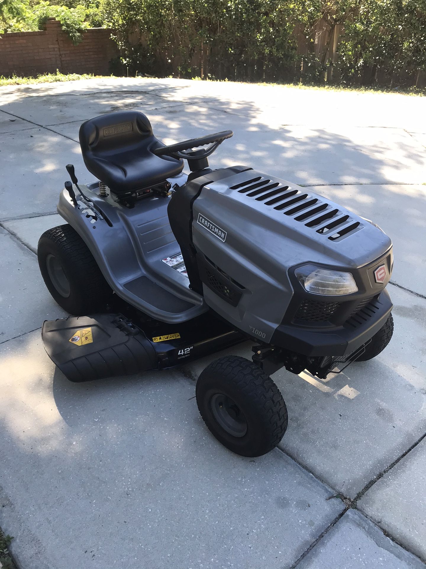 GARAGE KEPT CRAFTSMAN T1000 TRACTOR 42 INCH RIDING LAWN MOWER for Sale