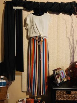 💕Brand new with tags outfit pants is a medium shirt lg