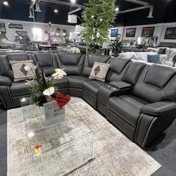 Recliner Sectional 🎈🎈🎈