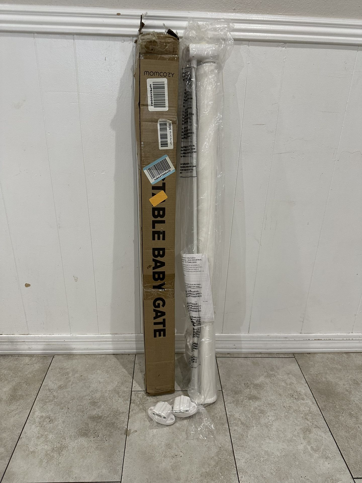 Extra Tall & Wide Retractable Gate - 71” Wide