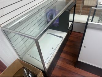 5 Display Cases
