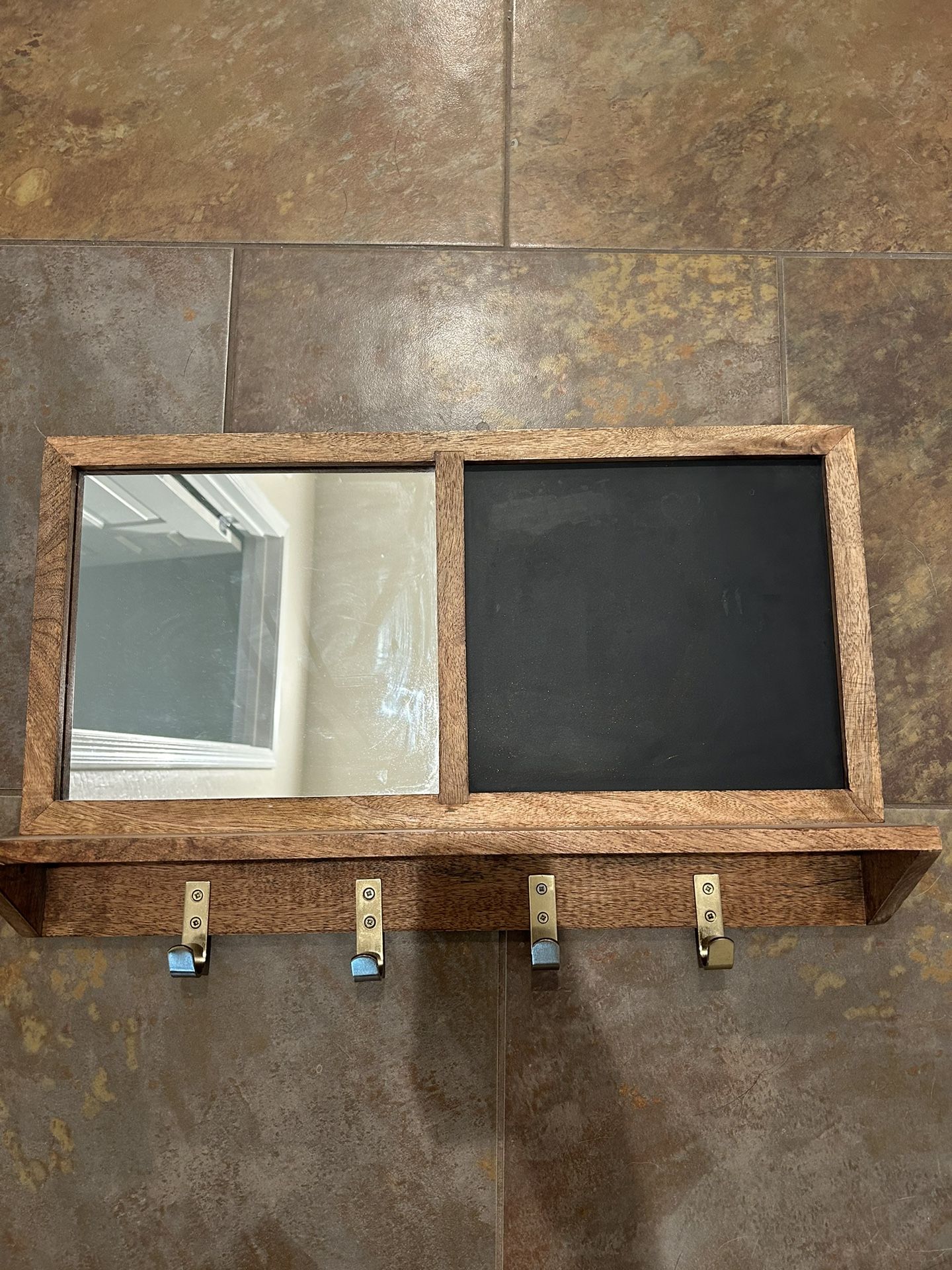 Wall shelf