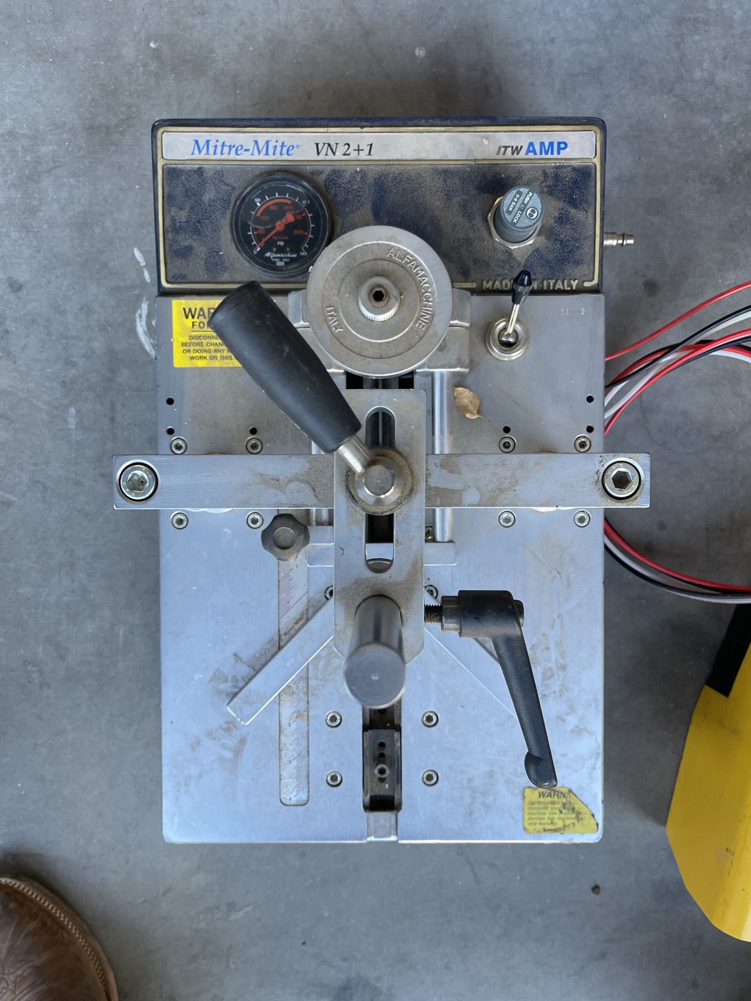 Mitremite Vn 2+1 Underpinner Picture Frame Nailer for Sale in Sun City