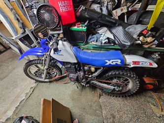Dirt bike