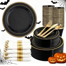 350 Pieces Black and Gold Plastic Plates with Disposable Silverware