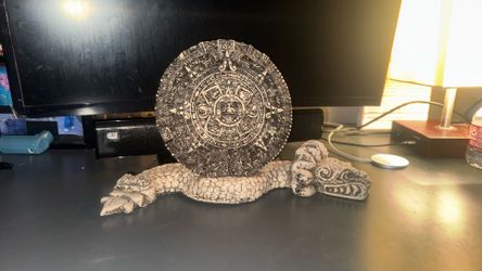 Aztec sun desk decoration