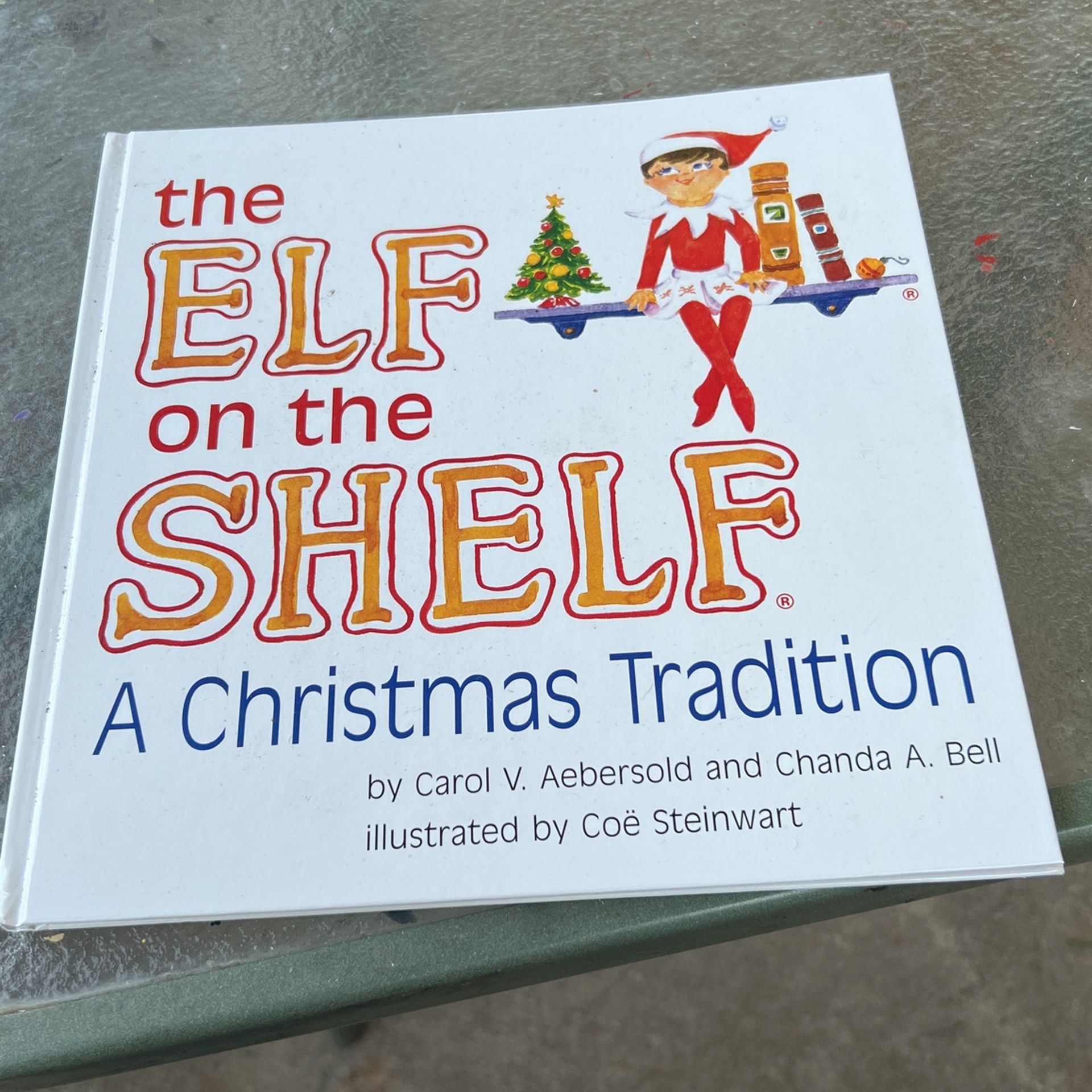 The elf on the shelf Book