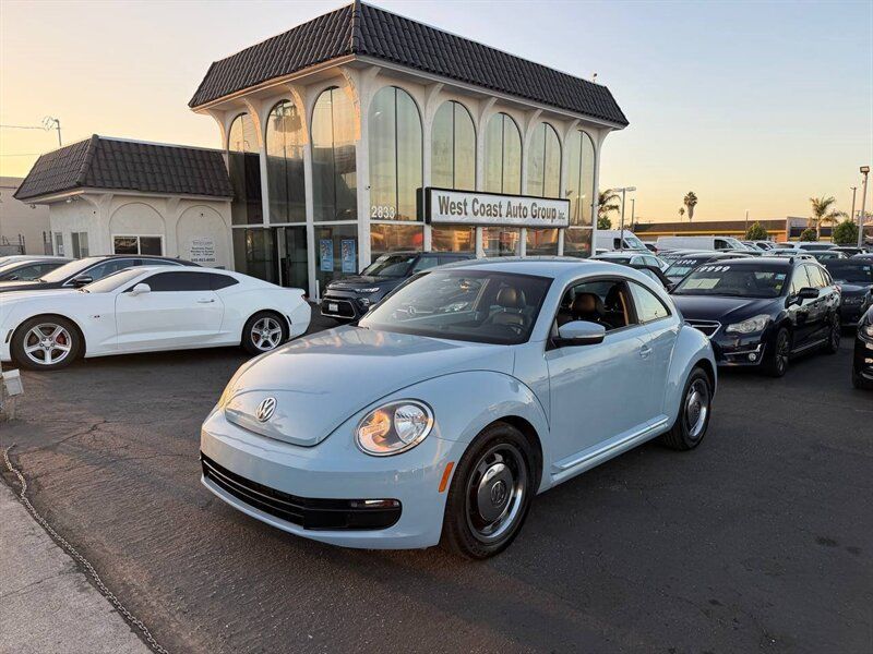2013 Volkswagen Beetle-Classic 2.5L PZEV