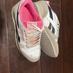 Reebok Shoes Size 8.5
