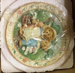 Cherished collectible Teddies plate