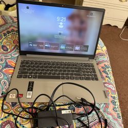Laptop Lenovo
