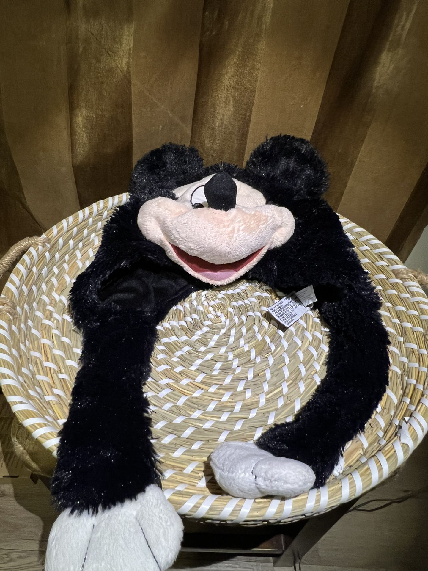 Disney Mickey Mouse Plush Hat Winter Faux Fur Black Cream Fleece lining  Great condition  Unisex