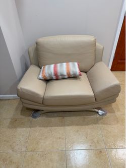 Leather living room set, best offer