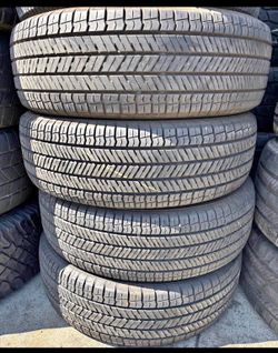 🔱🌀 225 65 R 17 Yokohama tires en perfectas condiciones de vida