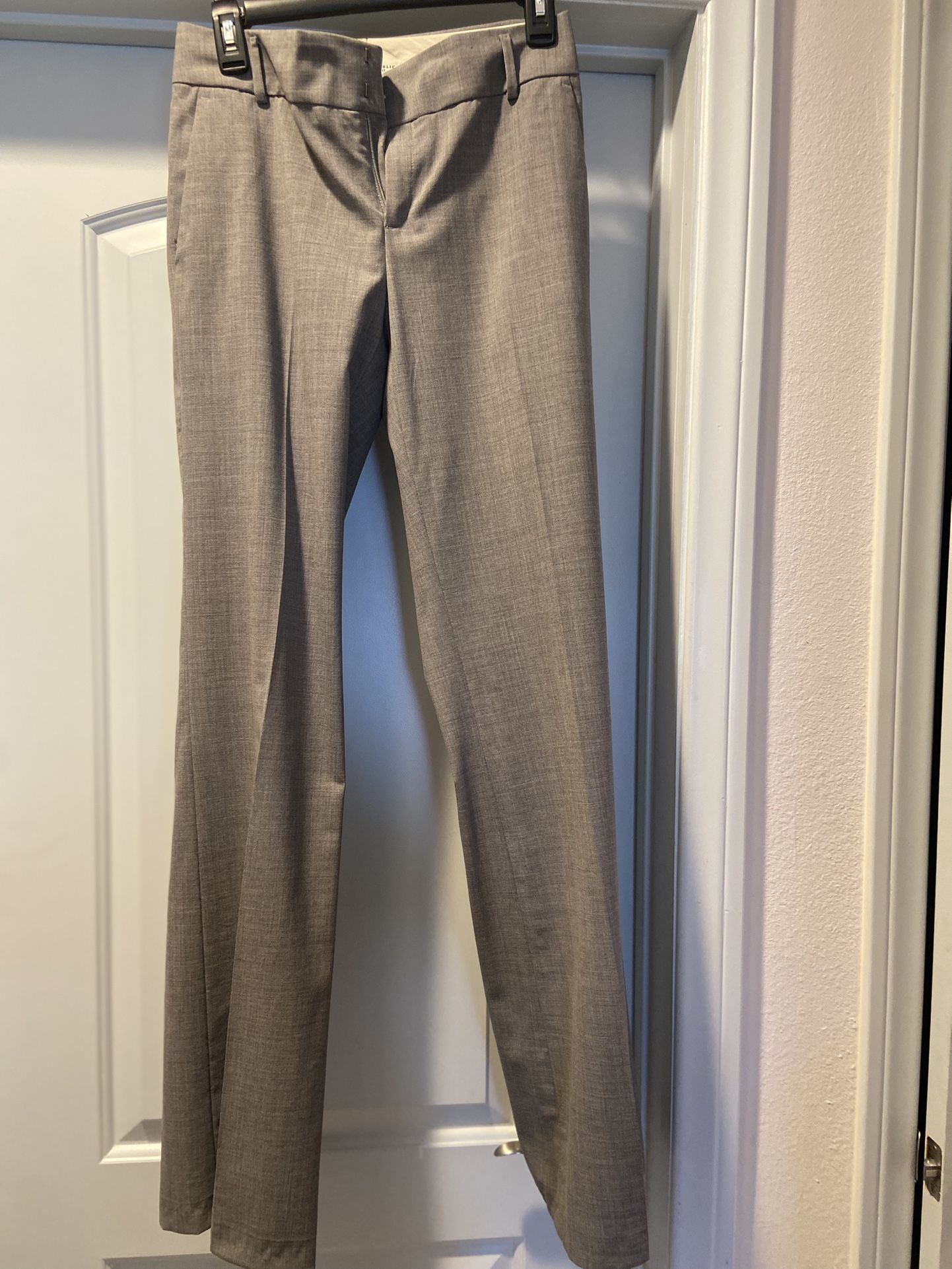 Banana Republic Women’s Dress Pants- Size 6