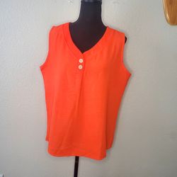 No Brand Women’s Red Sleeveless With Wooden Bottons Size: X- Large 