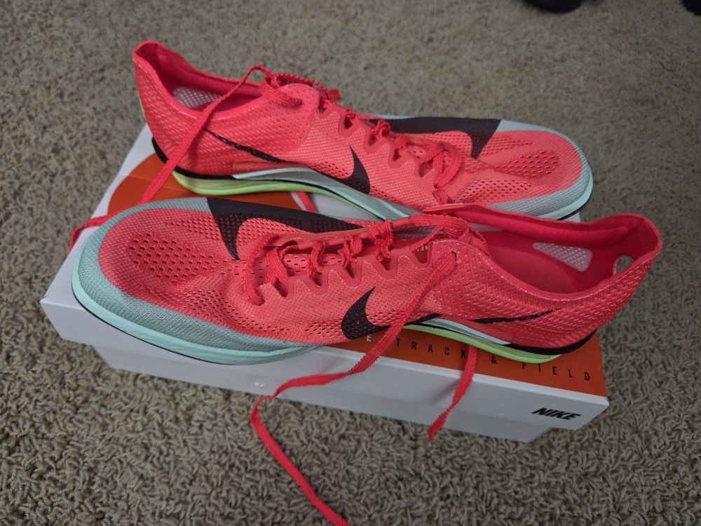 Nike Dragonfly 2 Elite Spikes  Size 10