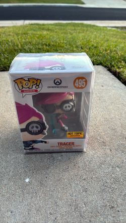 HOT TOPIC EXLUSIVE tracer overwatch funko pop