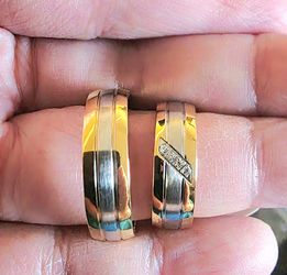 Gold Two-Tone Wedding Band Set