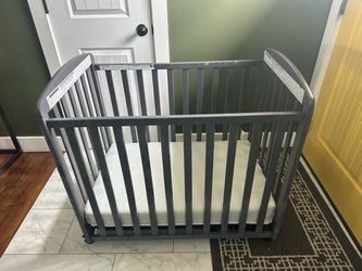 Mini Crib