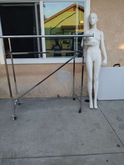 RACA PARA ROPA Y MANIGUI DE ROPA