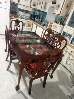 Dining room table and six chairs