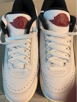 Nike Air Jordan 2 Low – Size 10.5