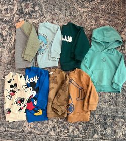 2T Sweatshirt Bundle, 8items