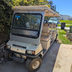 Golf Cart Club Car 8 Seater.  Runs Well  2600.  Has New Battery Lithium 