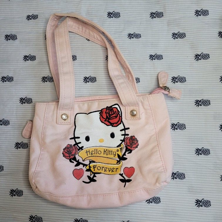 Hello Kitty Mimi Pink Purse