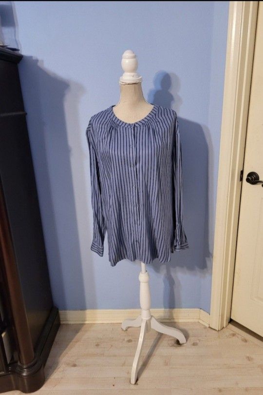 Kim Rogers Medium Womens Top