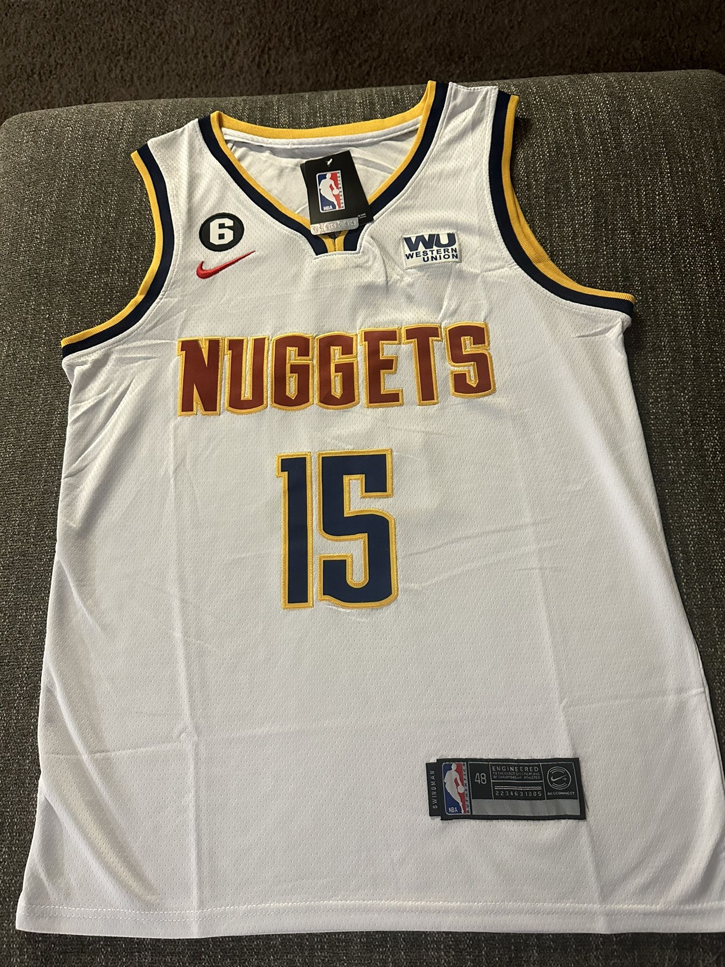 Nikola Jokić Nuggets Jersey Size Medium