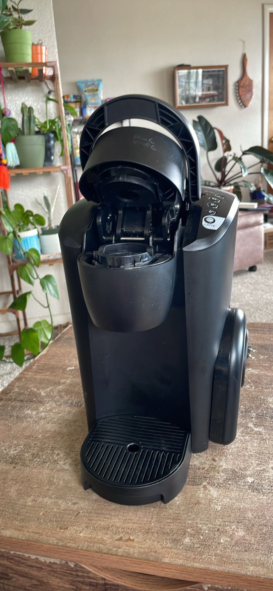 Keurig K-cup Single Serve Latte Maker With Milk Frother