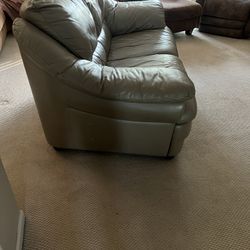 100% Leather Loveseat Natuzzi Brand