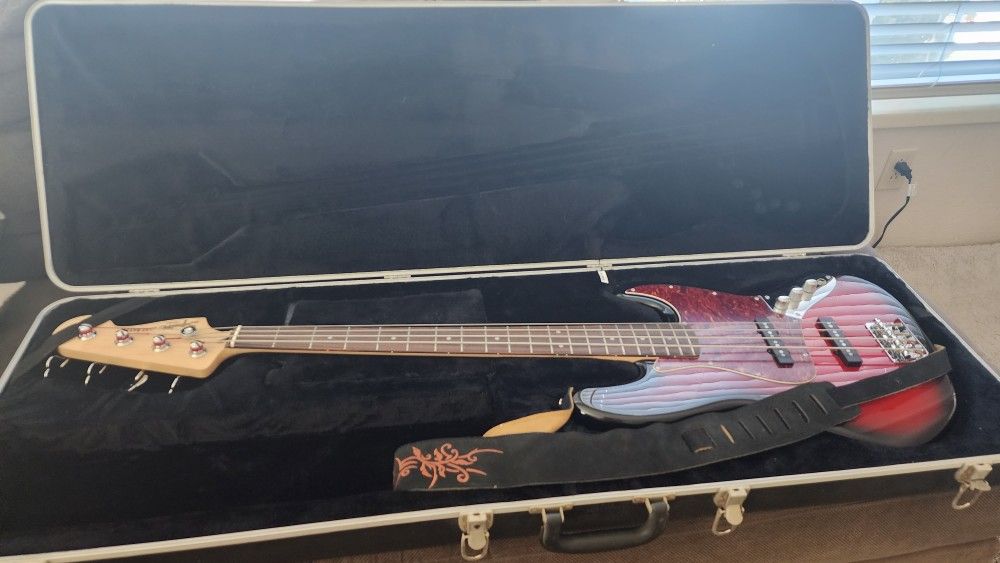 Squier (Fender) Jazz Bass