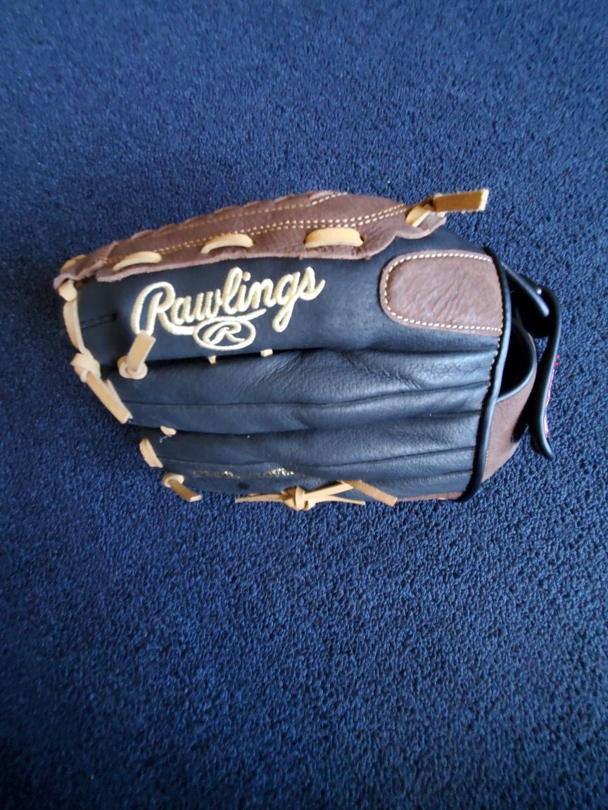 Rawlings right-side mens baseball Glove