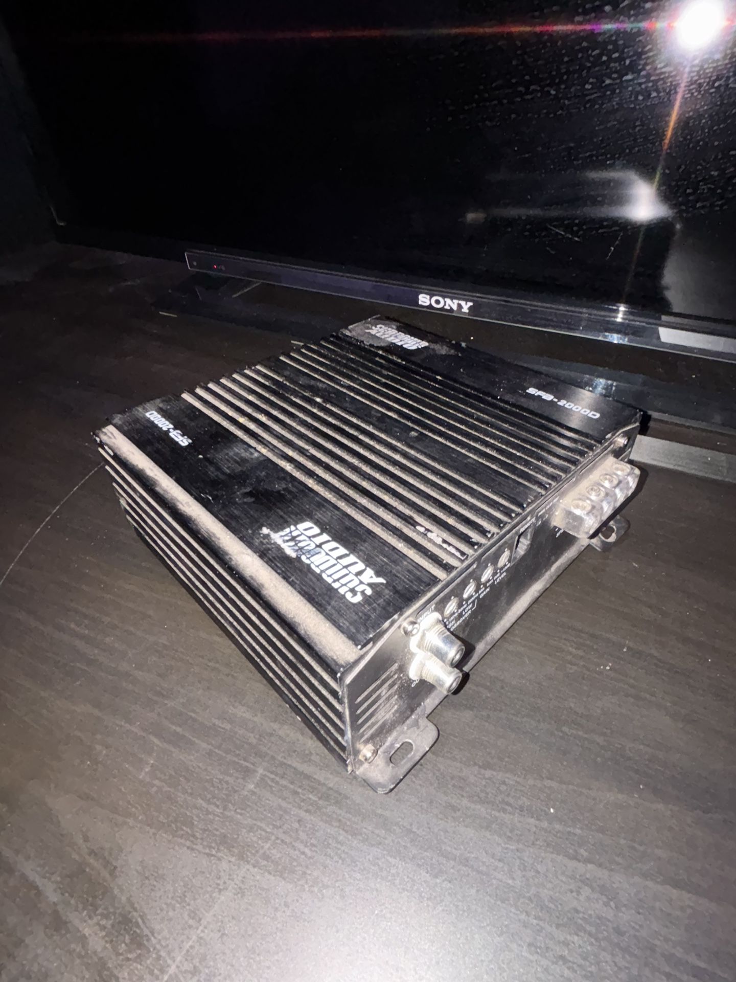 Sundown Audio SFB-2000D