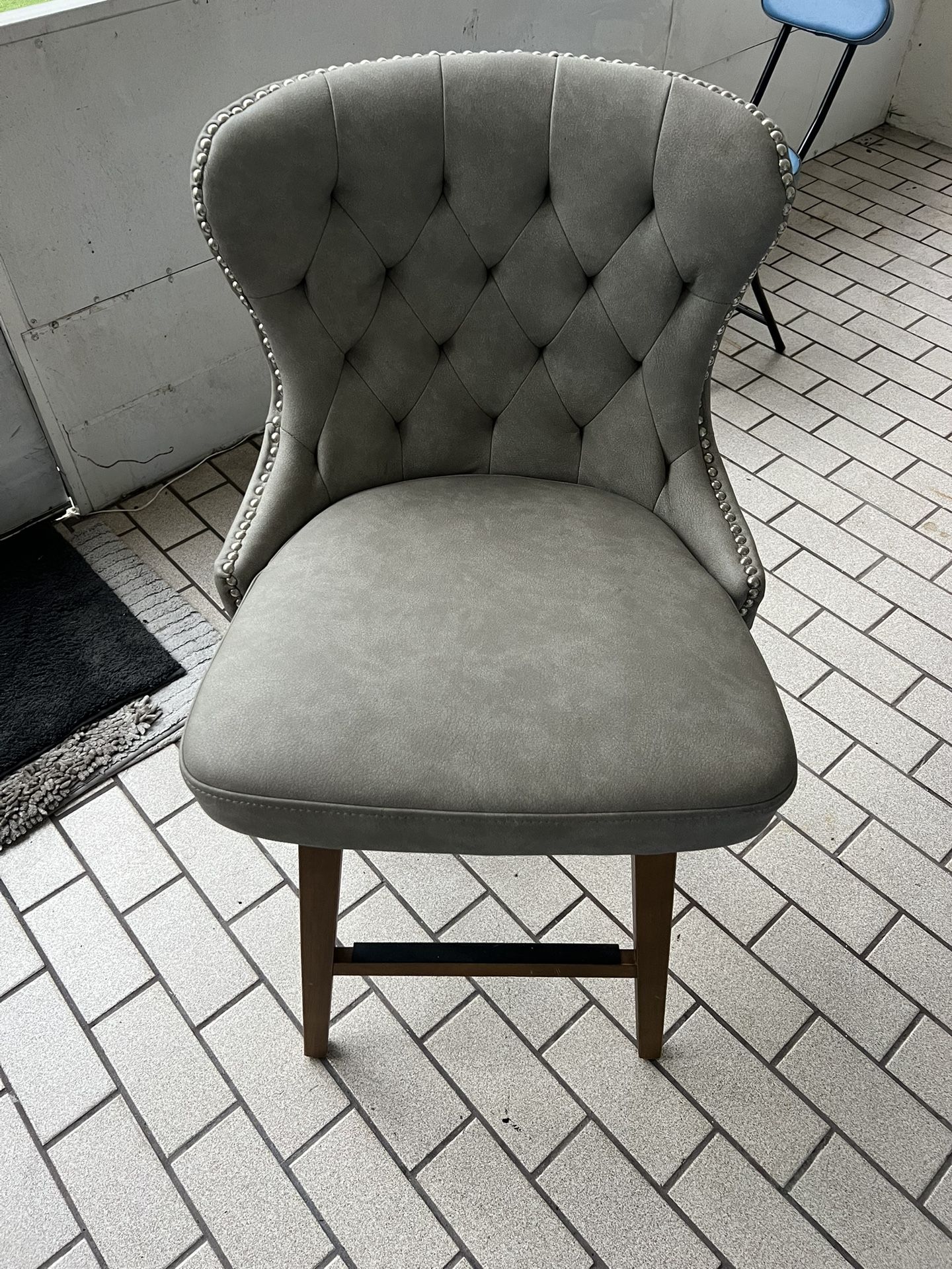 Bar Stools With Back